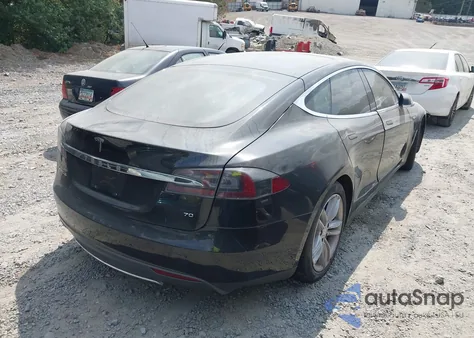 2016 Tesla Model S 60/70/75/85 из США, поврежденный, VIN 5YJSA1E1XGF124978
